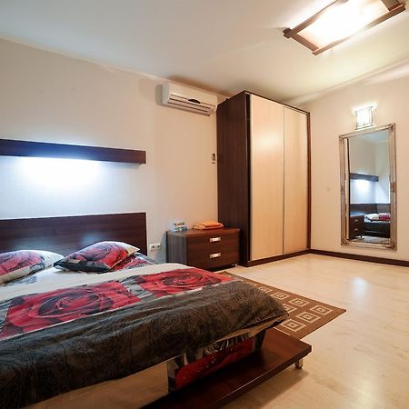 Квартира На Дерибасовской Odessa Exteriör bild